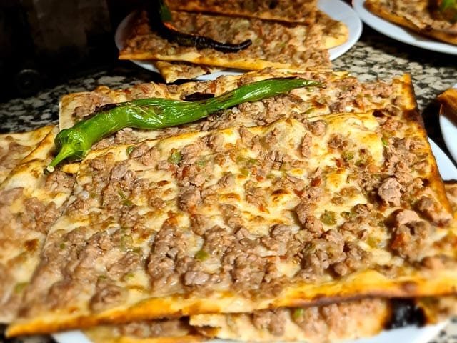 Bıçak Arası